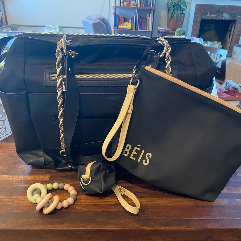 Beis diaper bag. Wet/dry bag, pacifier pouch, teether removable chain straps